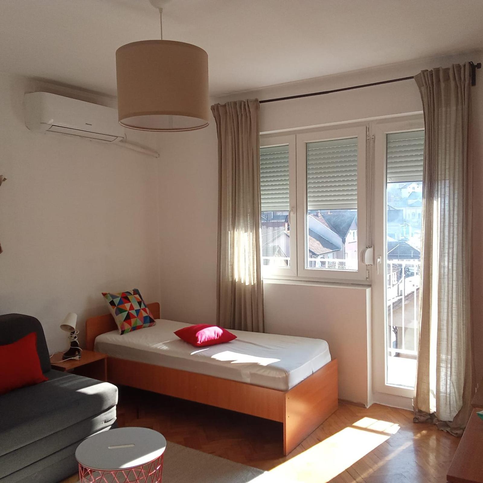 Faris Apartamento Donji Milanovac Exterior foto